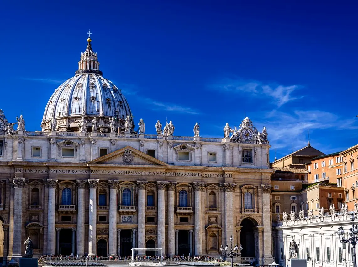 Mejora del minibús a los Jardines Vaticanos para las entradas al Vaticano