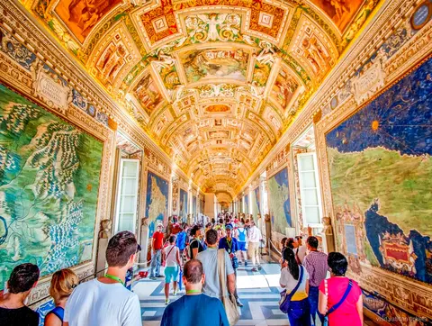 Vatican Museums tickets tour with an official guide